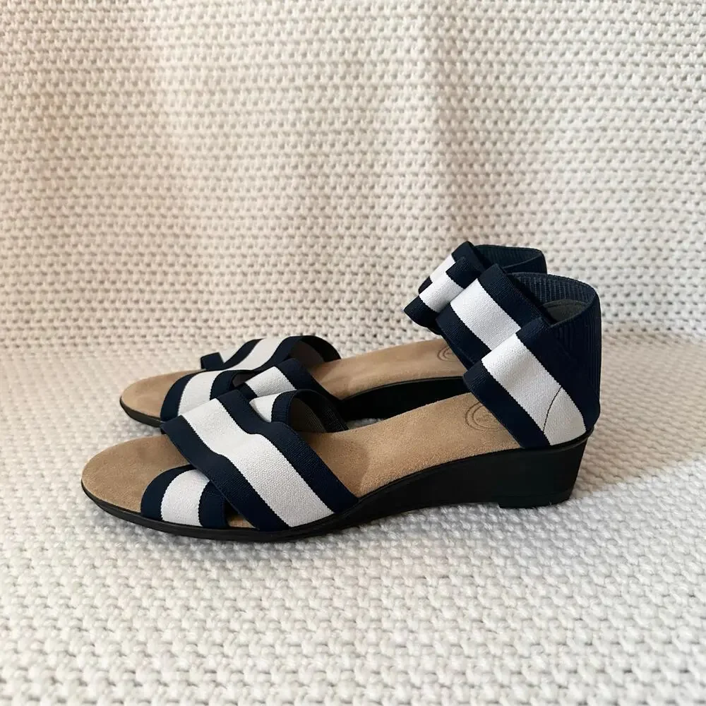 Charleston Shoe Co Lafayette Harrel Navy Blue White Mix Elastic Low Wedges 7 Box